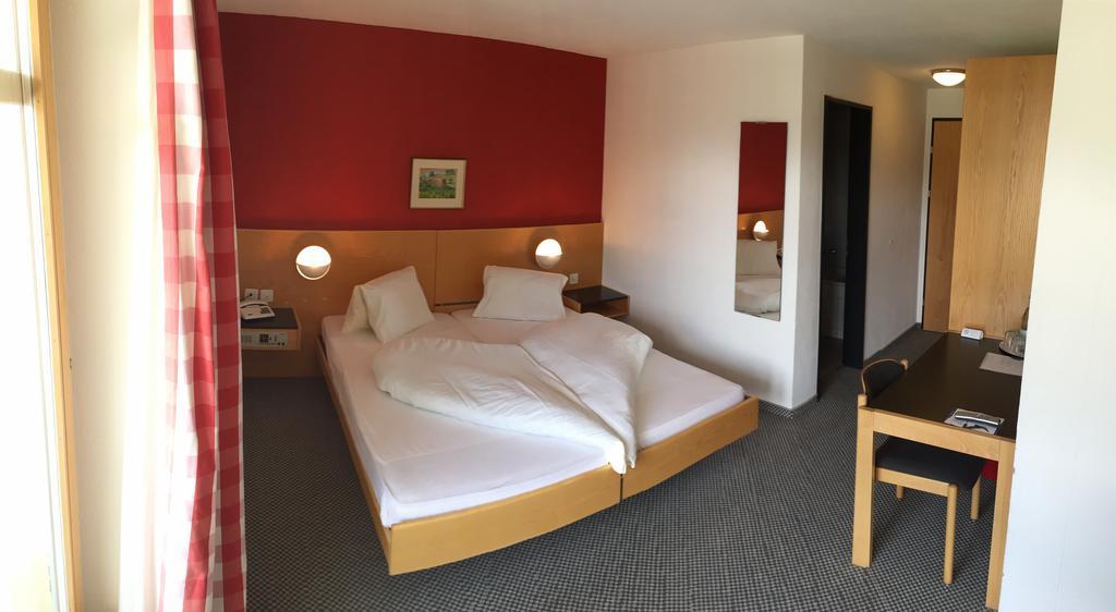 Hotel Aurora Ardez Rom bilde