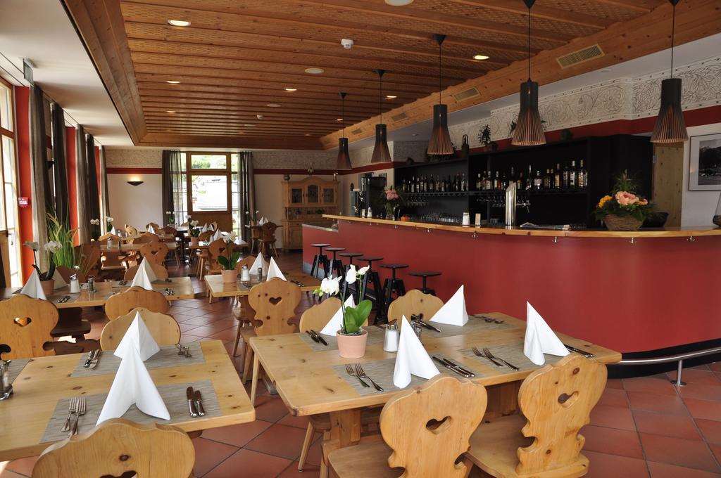 Hotel Aurora Ardez Restaurant bilde